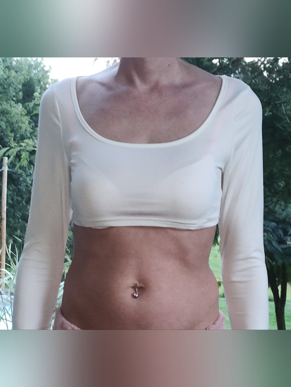 Cropped Long-Sleeve Scoop Neck Top - Cream
